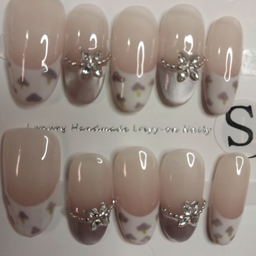 Elegant Nude and Silver Nail Set